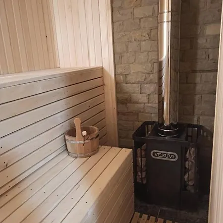 Lodge “друзі” Μπούκοβελ