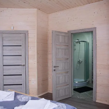 “друзі” Μπούκοβελ