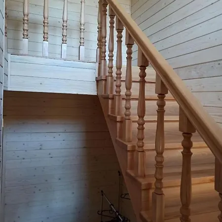 “друзі” Μπούκοβελ